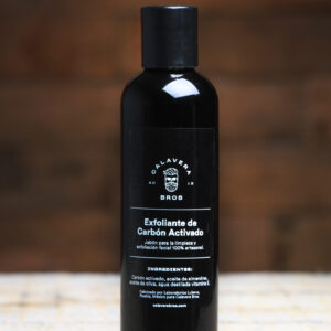 Exfoliante de Carbón Activado